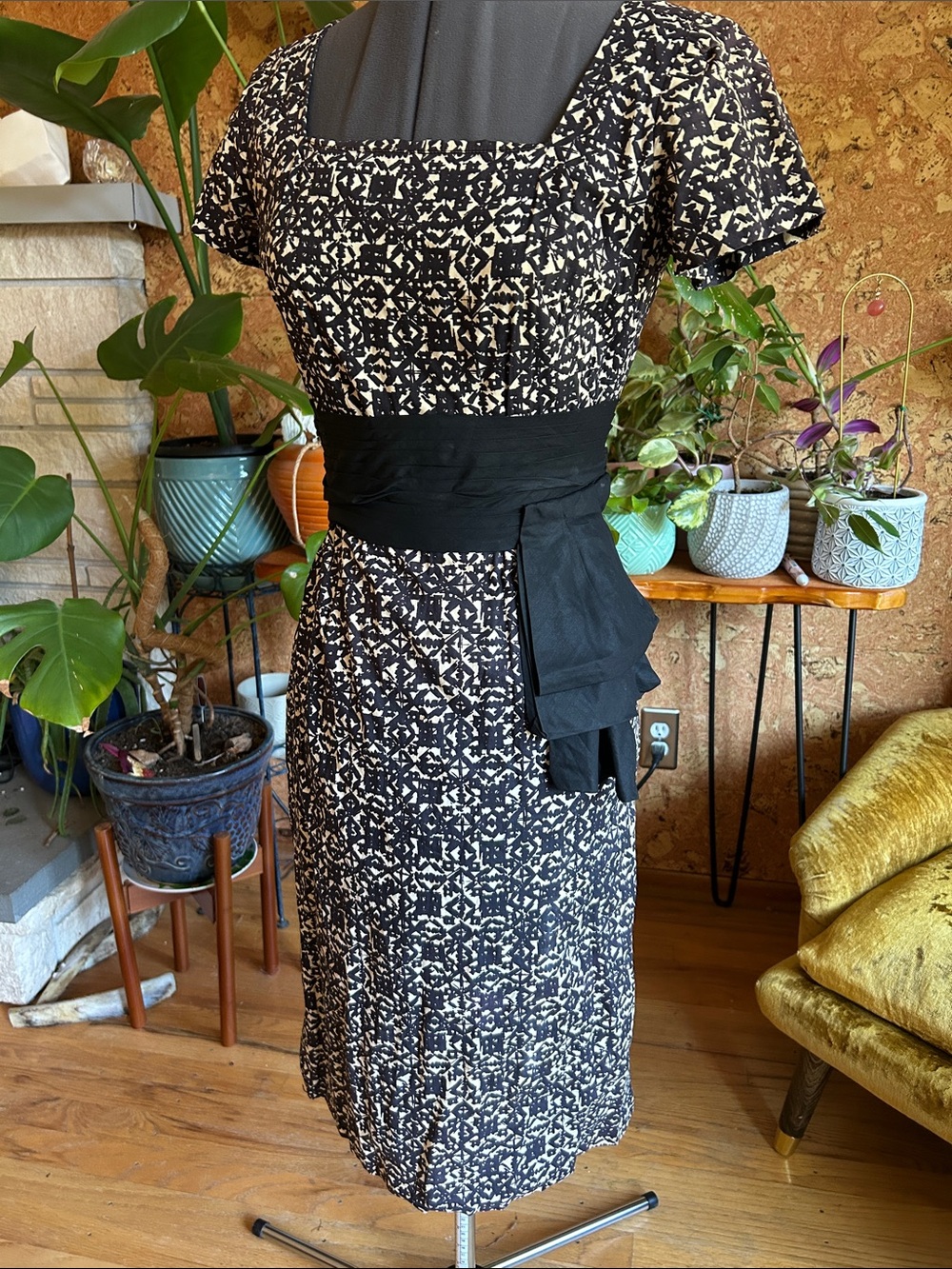 Square-Neck Black and Cream Printed Midi Dress with Waist Sash